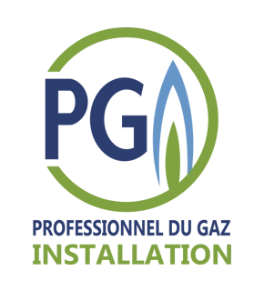 Une infographie professionnelle montrant une maison avec ses systèmes de chauffage et climatisation multi-énergies (chaudière bois, pompe à chaleur, plancher chauffant) en coupe transversale, illustrant la spécialité polyvalente de l'entreprise en matière de solutions énergétiques. Design clair, moderne et épuré avec des éléments visuels distincts pour chaque type de système.